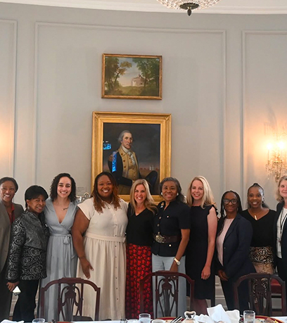 các nhà lãnh đạo quân sự nữ với Đệ nhất phu nhân